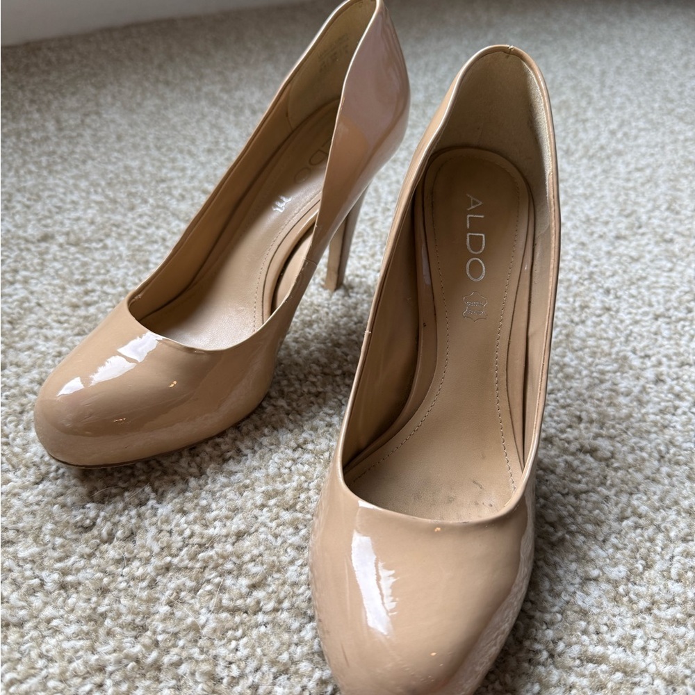 ALDO Women's Beige Patent Heels